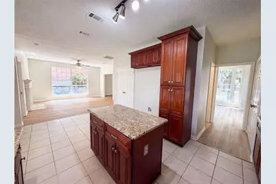 317 Riverwalk Lane, Irving, TX 75063 - Photo 15