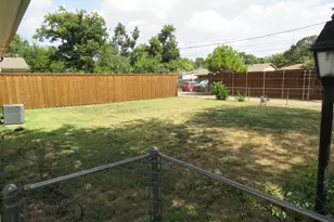 413 Marilu St, Richardson, TX 75080 - Photo 13
