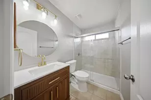 2140 Walnut Square Dr, Plano, TX 75025 - Photo 11