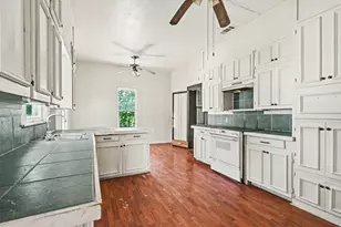 313 S Oak St, Boyd, TX 76023 - Photo 9