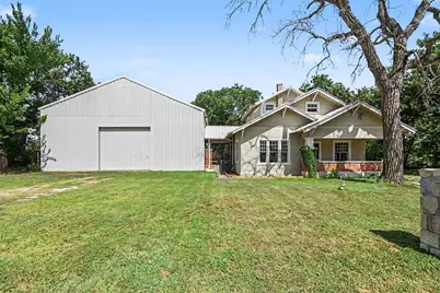 313 S Oak Street, Boyd, TX 76023 - Photo 1