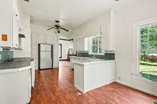 313 S Oak St, Boyd, TX 76023 - Photo 7