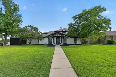 1946 Sussex Drive, Carrollton, TX 75007 - Photo 1