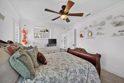 1946 Sussex Drive, Carrollton, TX 75007 - Photo 19