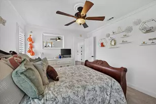 1946 Sussex Dr, Carrollton, TX 75007 - Photo 19