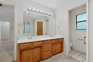 7517 Crosstimbers Ln, North Richland Hills, TX 76182 - Photo 15