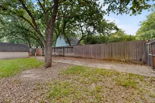 7517 Crosstimbers Ln, North Richland Hills, TX 76182 - Photo 29