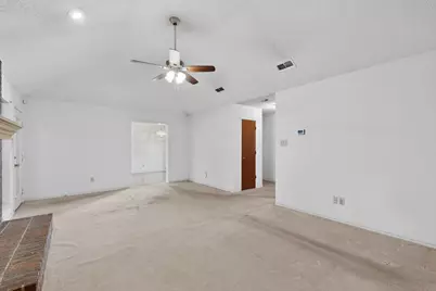 7517 Crosstimbers Lane, North Richland Hills, TX 76182 - Photo 5