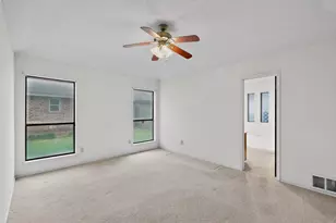 7517 Crosstimbers Ln, North Richland Hills, TX 76182 - Photo 13