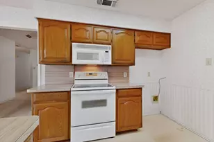 7517 Crosstimbers Ln, North Richland Hills, TX 76182 - Photo 7