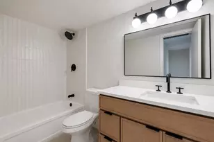 4020 Holland Ave, Dallas, TX 75219 - Photo 25