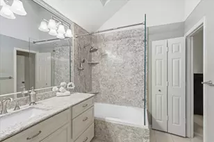 18095 Whispering Gables Ln, Dallas, TX 75287 - Photo 11