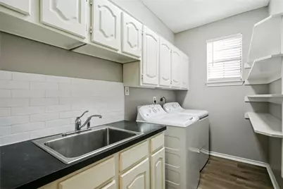 2115 Fawn Ridge Trail, Carrollton, TX 75010 - Photo 17
