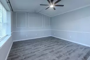 2001 Century Dr, Waco, TX 76712 - Photo 5