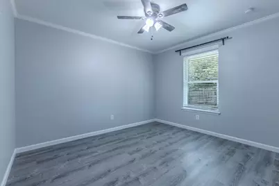 2001 Century Drive, Waco, TX 76712 - Photo 21