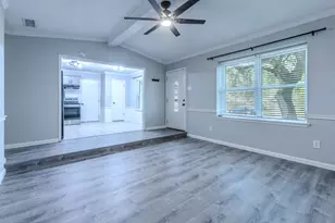 2001 Century Dr, Waco, TX 76712 - Photo 7