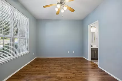 2126 McParland Court, Carrollton, TX 75006 - Photo 5