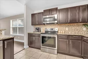 115 E Cason St, Irving, TX 75061 - Photo 13