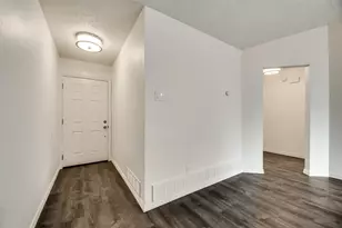2110 Mistletoe Ave, Fort Worth, TX 76110 - Photo 3