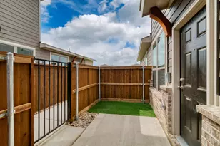 605 Harvest Moon Dr, Venus, TX 76084 - Photo 3