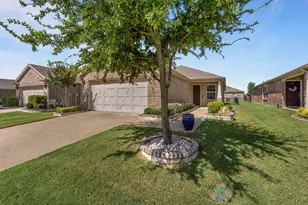9121 Tranquil Trail, McKinney, TX 75071 - Photo 3