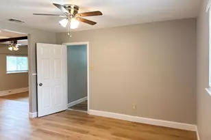 701 Tanglewood Dr, Hurst, TX 76053 - Photo 7