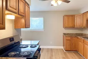701 Tanglewood Dr, Hurst, TX 76053 - Photo 11