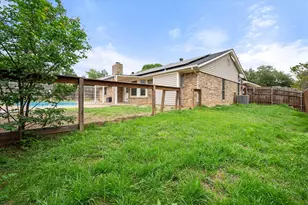 213 Meadowhill Dr, Benbrook, TX 76126 - Photo 27