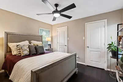 1130 S Montreal Avenue, Dallas, TX 75208 - Photo 17