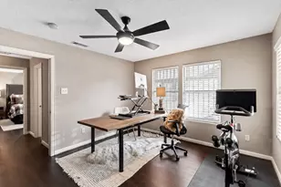 1130 S Montreal Ave, Dallas, TX 75208 - Photo 15