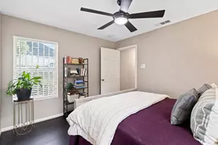 1130 S Montreal Ave, Dallas, TX 75208 - Photo 19