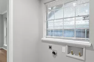 6815 Lyre Ln, Dallas, TX 75214 - Photo 21