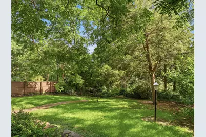 6815 Lyre Lane, Dallas, TX 75214 - Photo 35