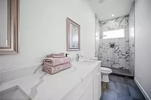 1350 Strickland St, Dallas, TX 75216 - Photo 15