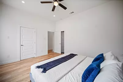 1350 Strickland Street, Dallas, TX 75216 - Photo 13