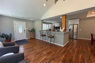 7024 Red Bud Ln, Fort Worth, TX 76135 - Photo 5