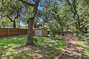 332 Ruth St, Denton, TX 76205 - Photo 27