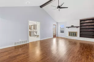 2509 Smouldering Wood Dr, Arlington, TX 76016 - Photo 3