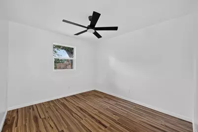 5202 Cloyce Court, North Richland Hills, TX 76180 - Photo 17