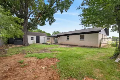 5202 Cloyce Court, North Richland Hills, TX 76180 - Photo 25