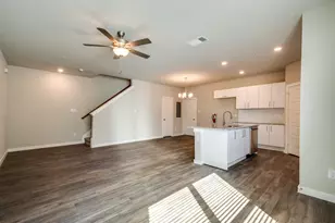 629 Wheatfield Dr, Venus, TX 76084 - Photo 1