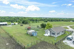 25459 Dove Hollow Dr, Justin, TX 76247 - Photo 35