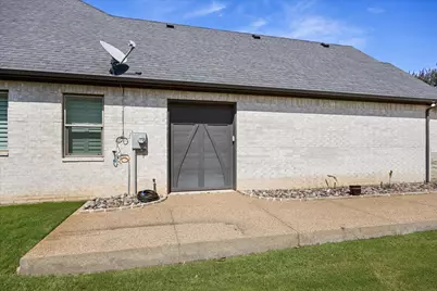 2603 Waters Edge Drive, Granbury, TX 76048 - Photo 21