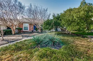 13702 Flagstone Ln, Dallas, TX 75240 - Photo 3