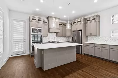 714 Resort Drive, Rowlett, TX 75088 - Photo 9