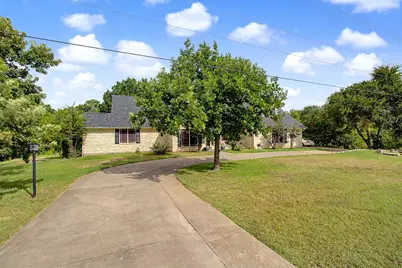 3558 S Nolan River Road, Cleburne, TX 76033 - Photo 3