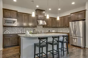 6638 DeLeon St, Irving, TX 75039 - Photo 7
