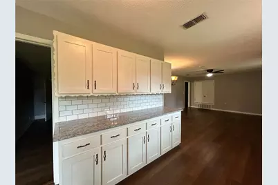 111 S Canton Street, Mexia, TX 76667 - Photo 13