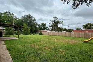 111 S Canton St, Mexia, TX 76667 - Photo 3