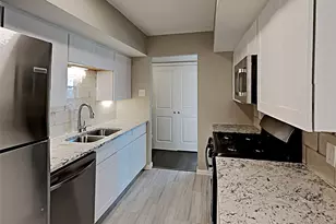 2877 Joanna Dr, Farmers Branch, TX 75234 - Photo 3